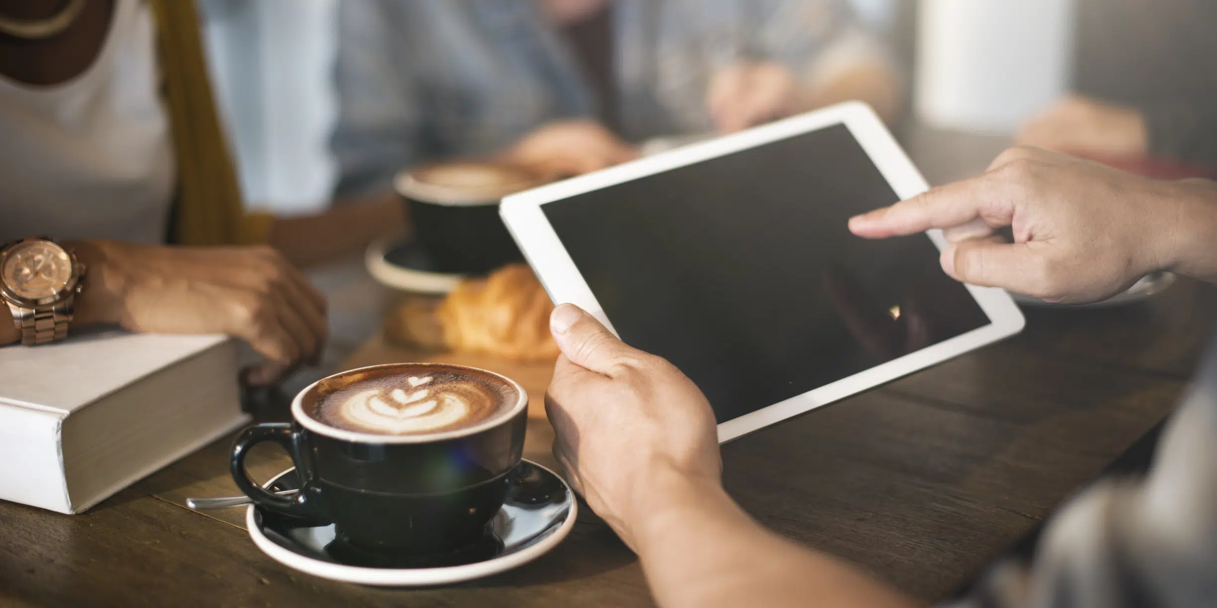 How an iPad POS System Can Improve Restaurant Experiences