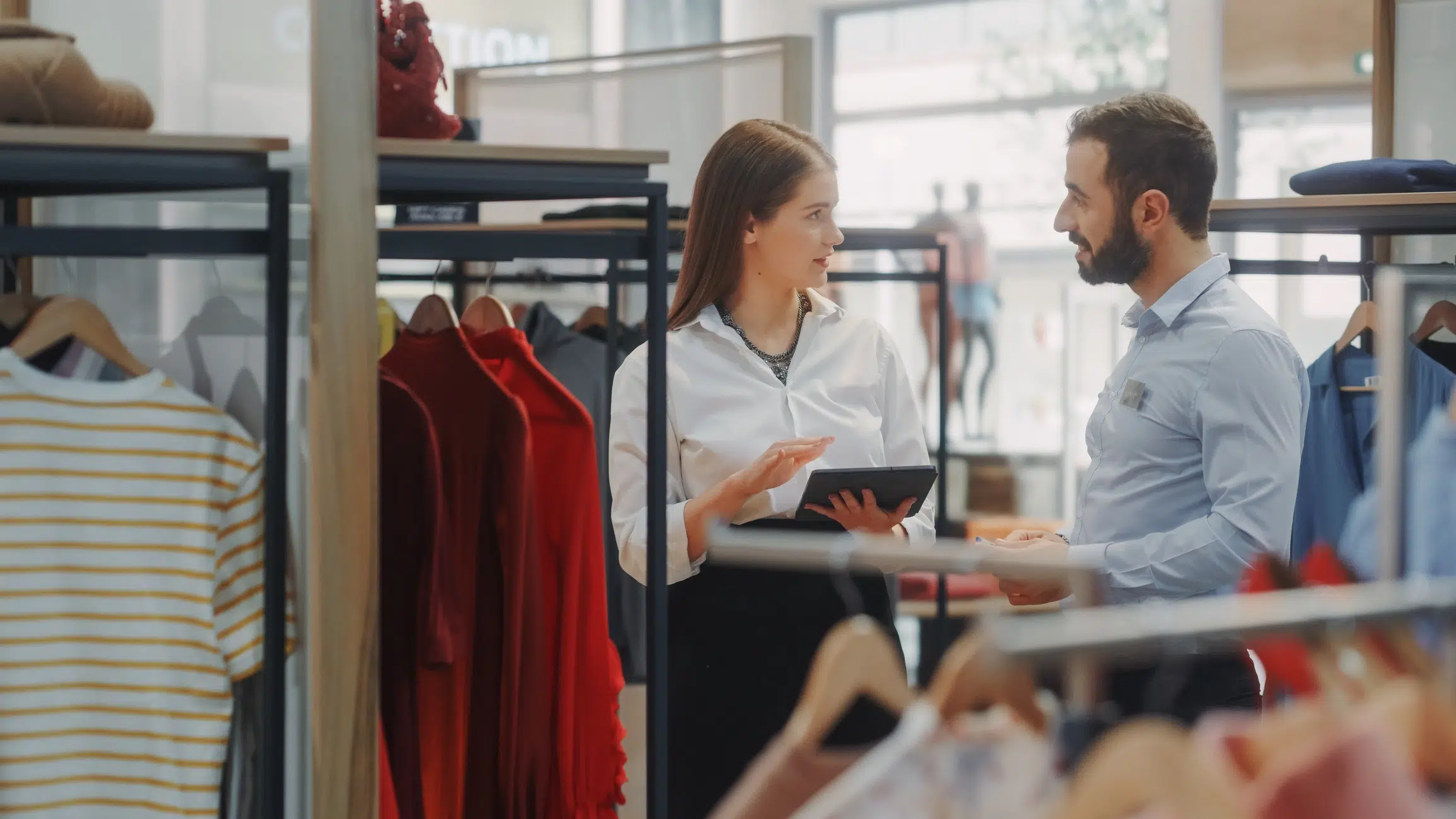 What Is Clienteling And How Can It Empower Your Retail Associates?